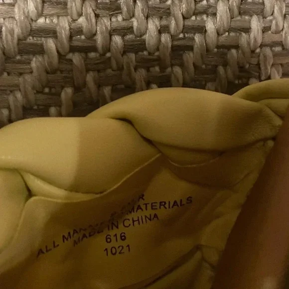 MARC FISHER yellow flats Size 9.5 - Picture 4 of 5